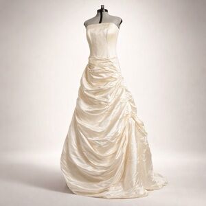Jin Wang Duchess Silk Satin strapless gown, ivory, gathered tiered skirt, S,EUC